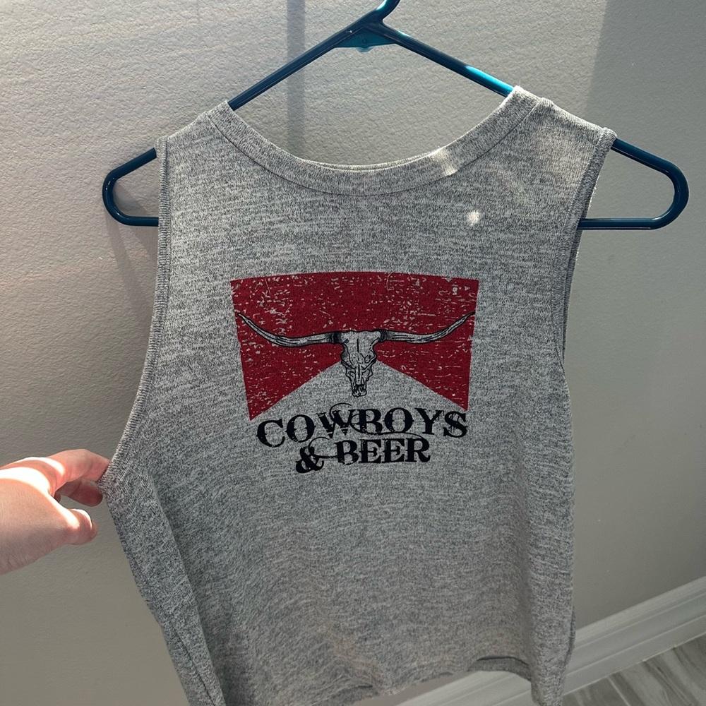Gray Sleeveless Top with Red Graphic